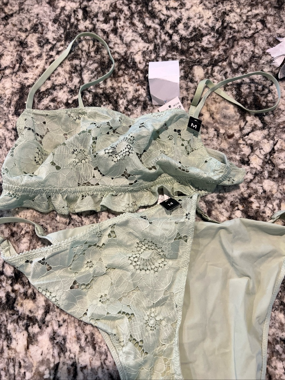 Etam rayonnante Lace Ruffle bralette& Bikini underwear Set Sage Green